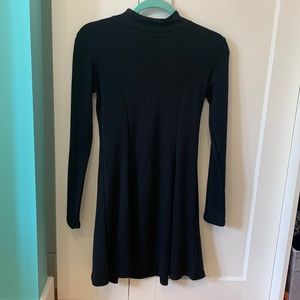 Black Long Sleeve Knitted Dress